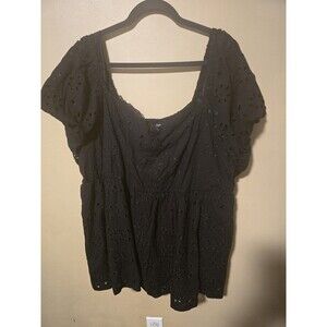 Torrid Womens Size 4 Eyelet Smocked Waist And Sleeve Sweetheart Black Top